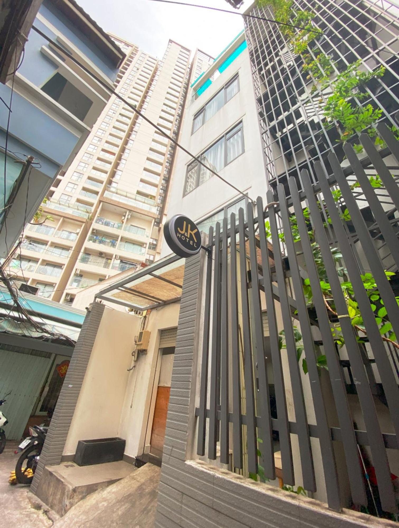 J&K Hotel Ho Chi Minh City Exterior photo